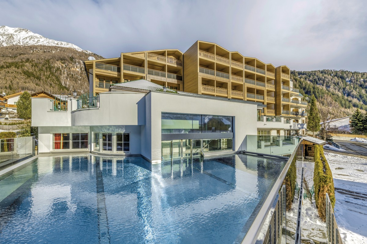 Falkensteiner Hotel & Spa Falkensteinerhof, Italien, Südtirol, Vals, Bild 1