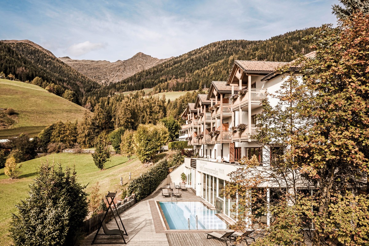 Falkensteiner Hotel & Spa Sonnenparadies, Italien, Südtirol, Terenten, Bild 1