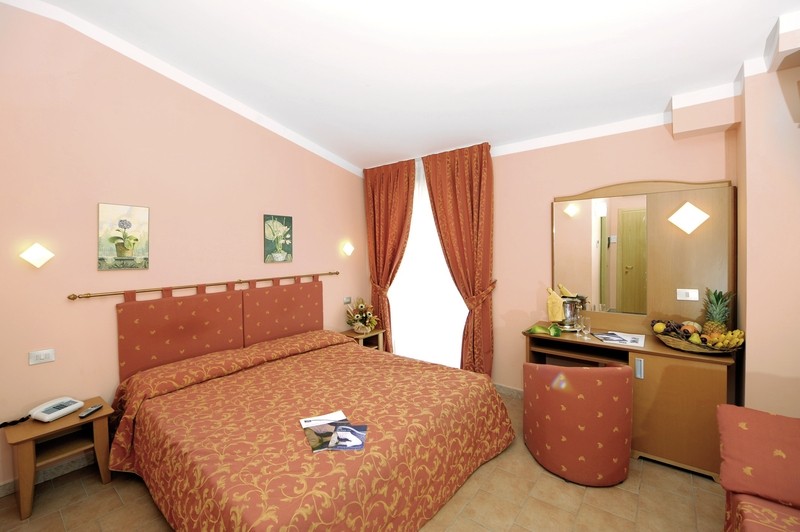 Hotel Villa Paradiso, Italien, Umbrien, Passignano sul Trasimeno, Bild 8