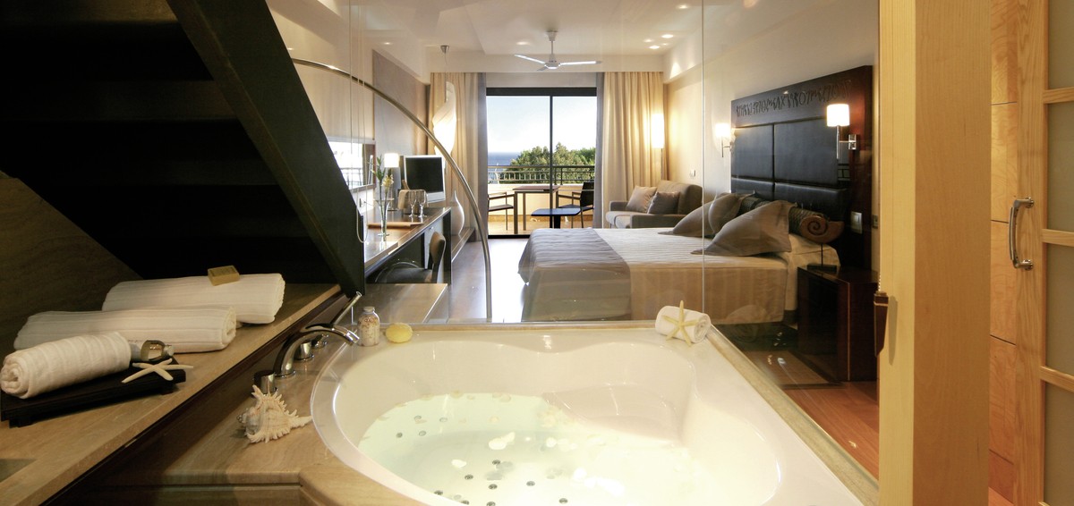 Hotel Insotel Fenicia Prestige Suites & Spa, Spanien, Ibiza, Santa Eulalia del Rio, Bild 11
