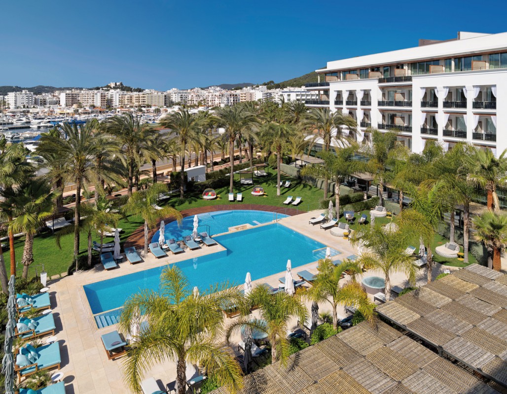 Hotel Aguas de Ibiza Grand Luxe, Spanien, Ibiza, Santa Eulalia del Rio, Bild 3