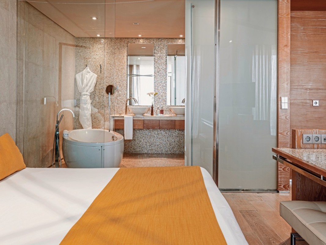 Hotel Aguas de Ibiza Grand Luxe, Spanien, Ibiza, Santa Eulalia del Rio, Bild 12