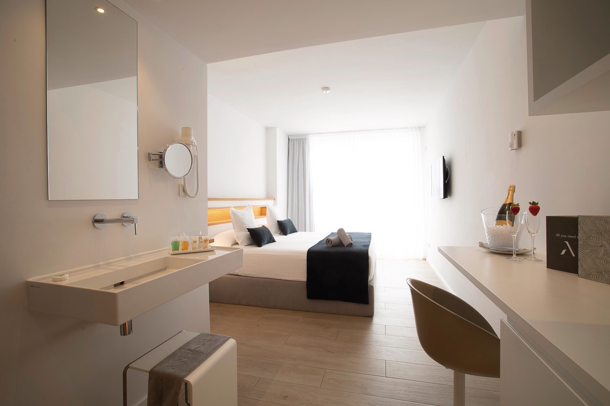 Hotel Anfora Ibiza, Spanien, Ibiza, Es Canar, Bild 14