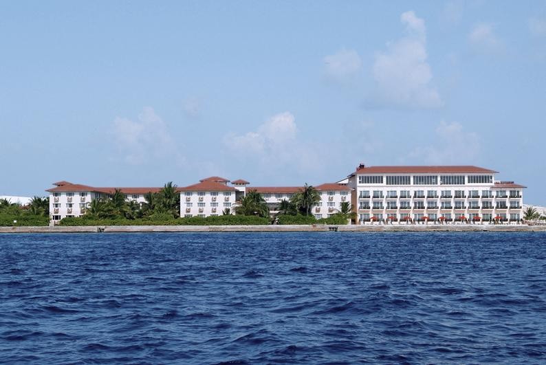 Hulhule Island Hotel, Malediven, Hulhule Island, Bild 8