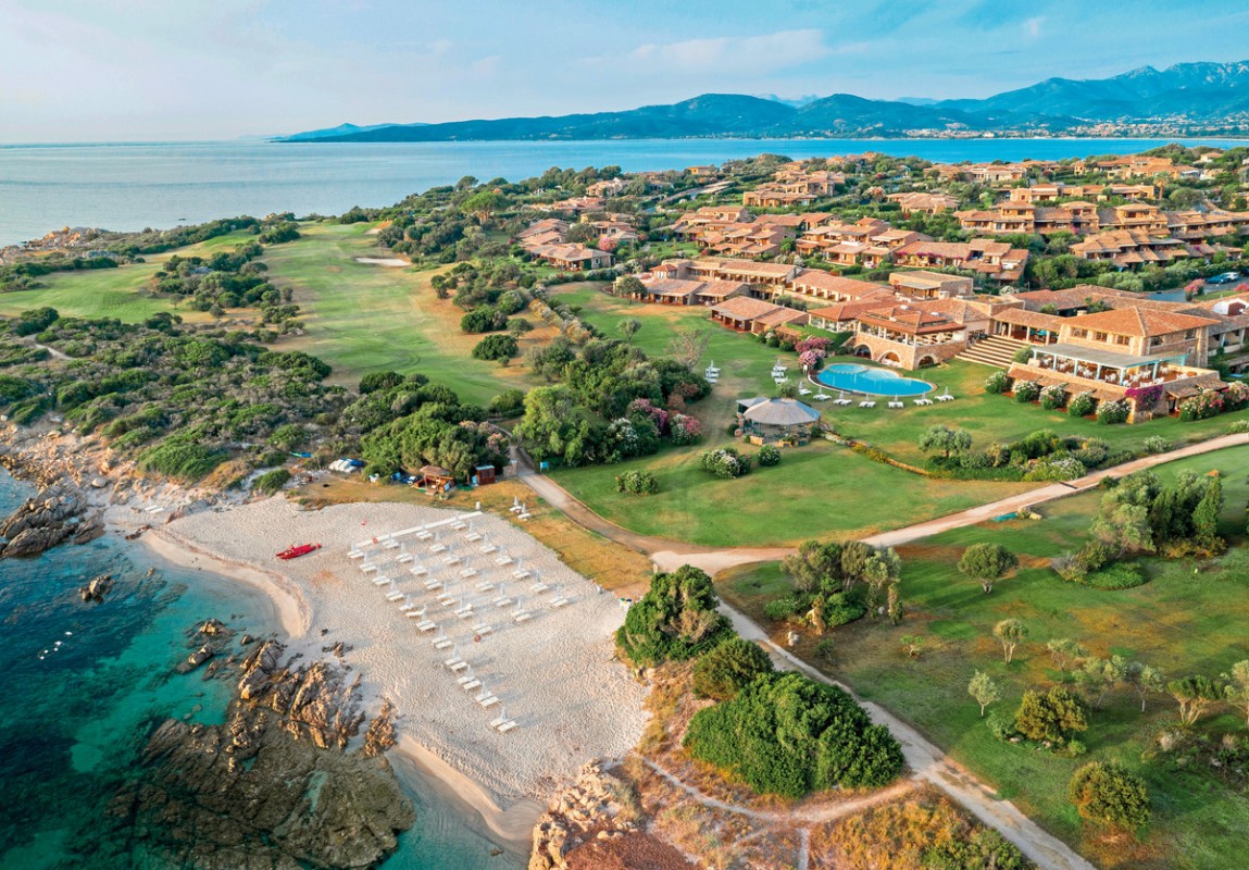 Hotel Due Lune Puntaldia Resort & Golf, Italien, Sardinien, San Teodoro, Bild 1