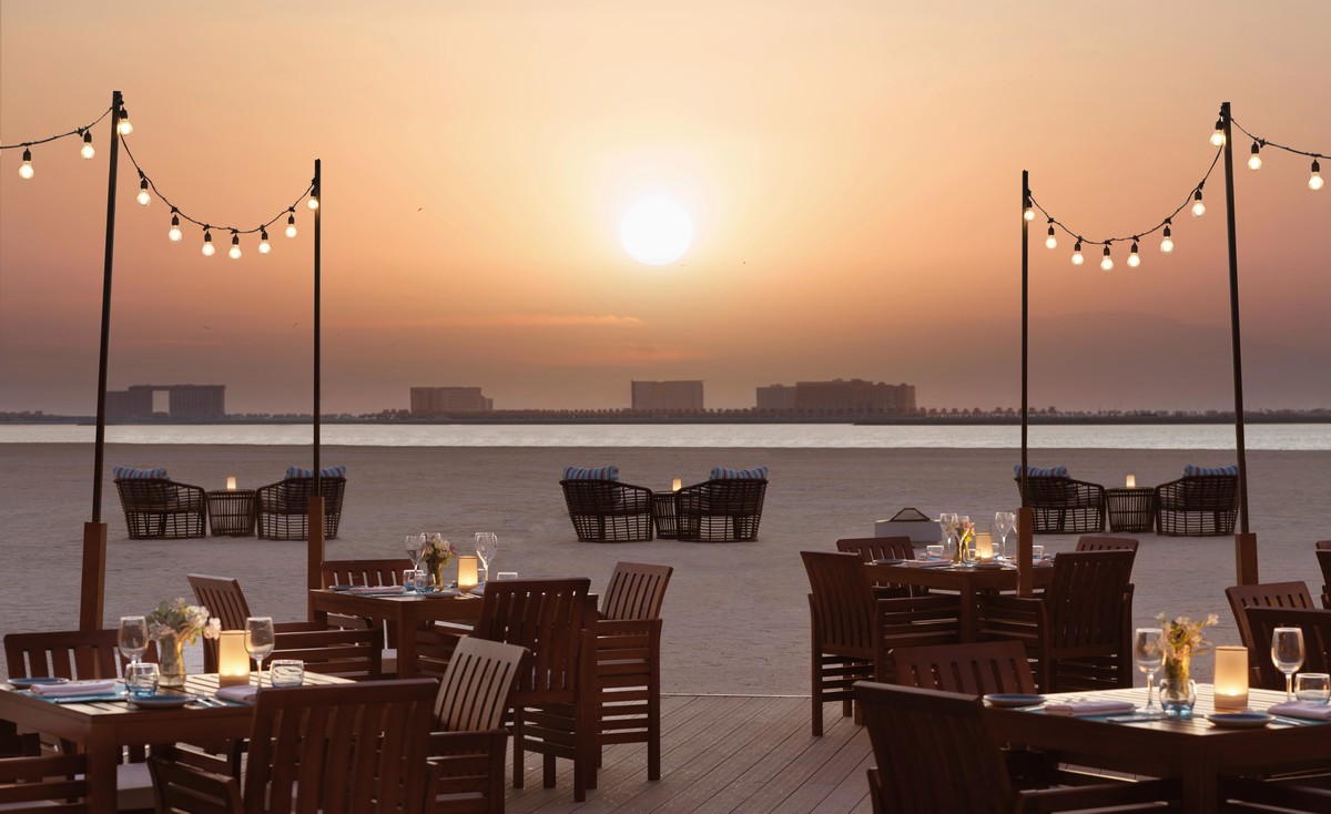 Hotel The Ritz-Carlton Ras Al Khaimah, Al Hamra Beach, Vereinigte Arabische Emirate, Ras al Khaimah, Al Hamra Village, Bild 13