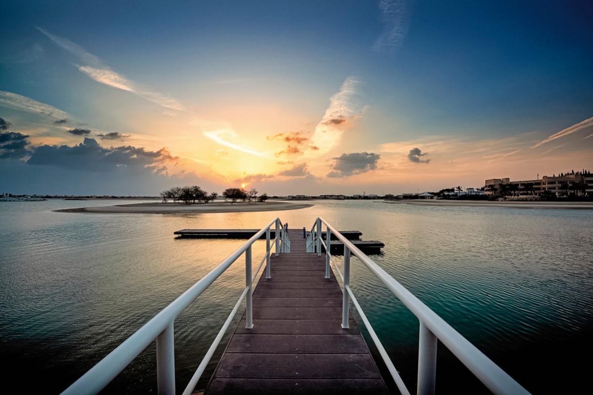 Hotel The Ritz-Carlton Ras Al Khaimah, Al Hamra Beach, Vereinigte Arabische Emirate, Ras al Khaimah, Al Hamra Village, Bild 2