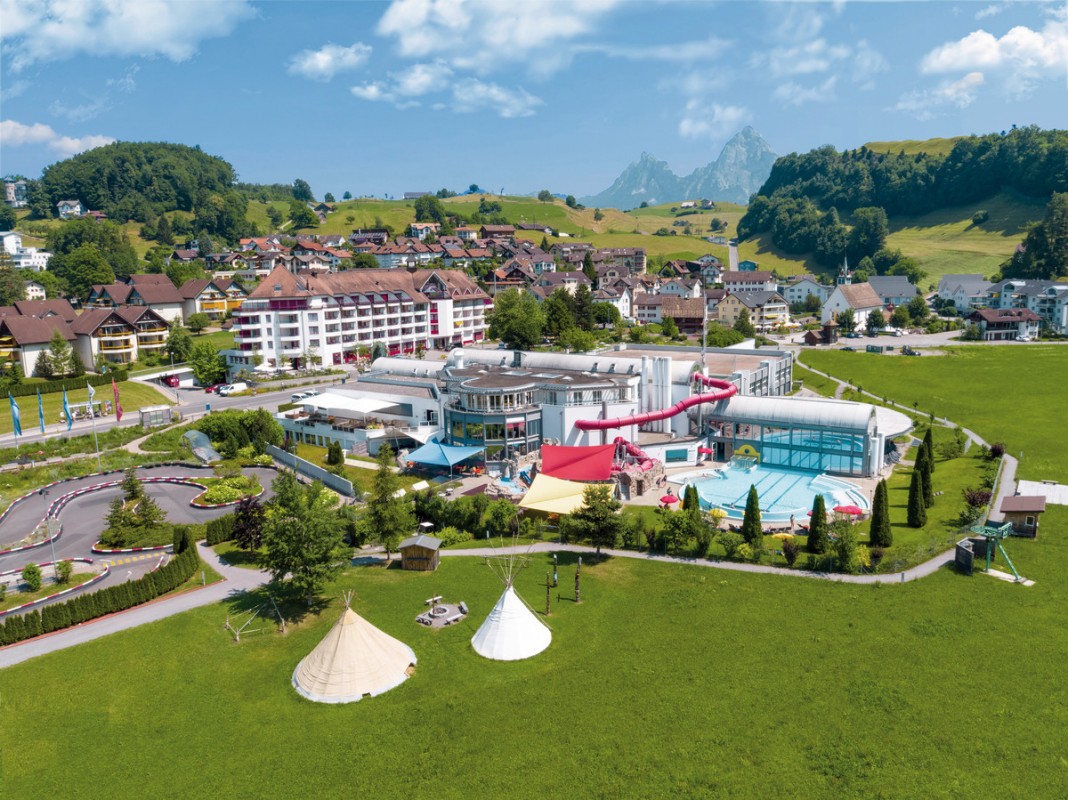 Hotel Swiss Holiday Park, Schweiz, Zentralschweiz, Morschach, Bild 1