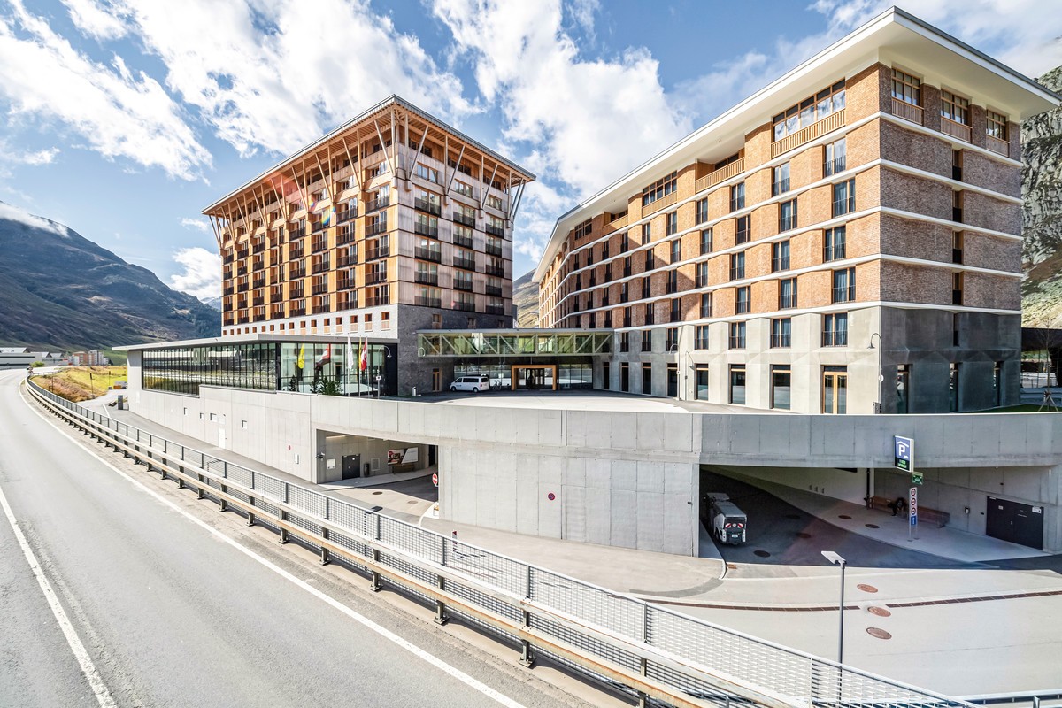 Radisson Blu Hotel Reussen, Schweiz, Zentralschweiz, Andermatt, Bild 2