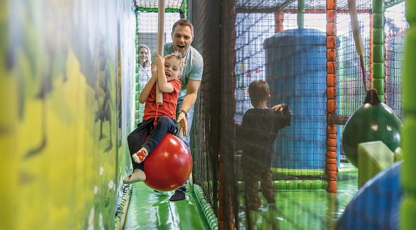 Hotel Familotel Kaiserhof, Österreich, Tirol, Berwang, Bild 14