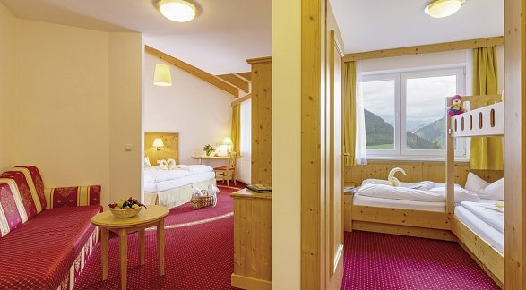 Hotel Familotel Kaiserhof, Österreich, Tirol, Berwang, Bild 5