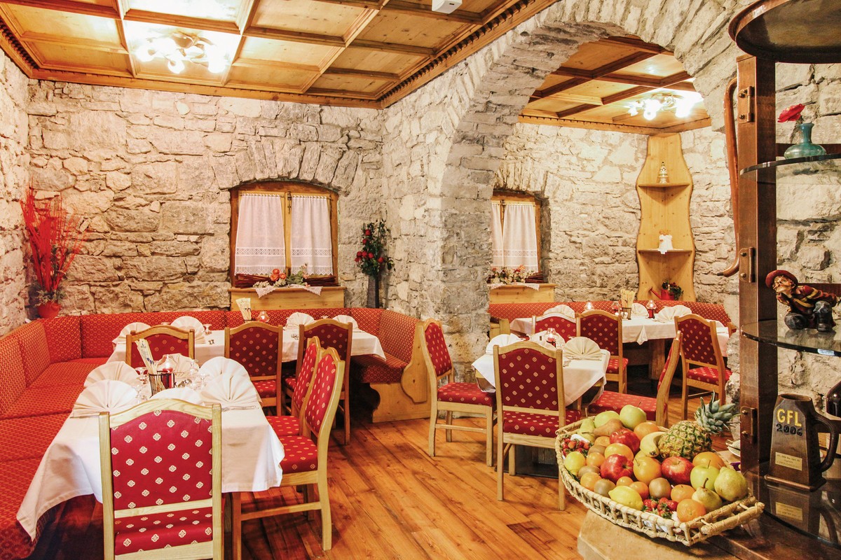 Schloss Hotel & Club Dolomiti, Italien, Südtirol, Canazei, Bild 5
