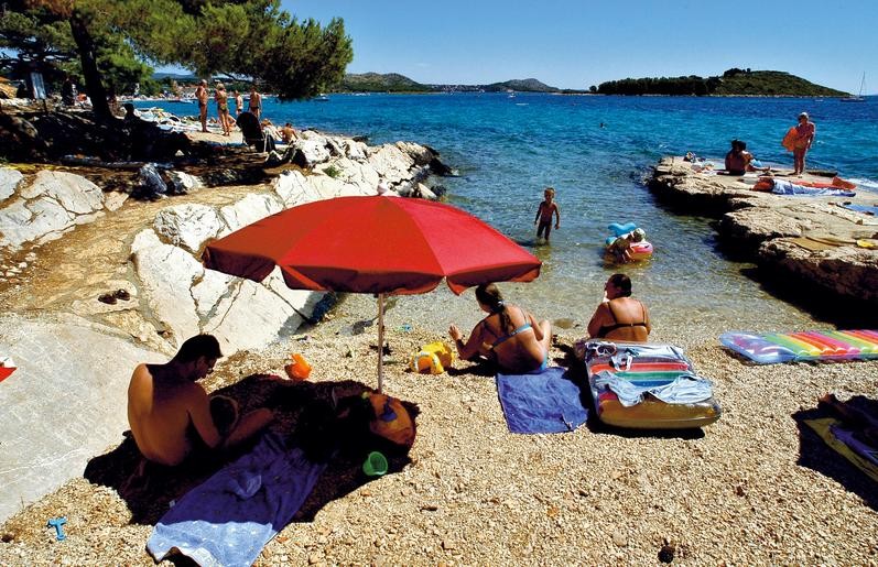 Hotel Camping Kozarica, Kroatien, Adriatische Küste, Pakostane, Bild 4