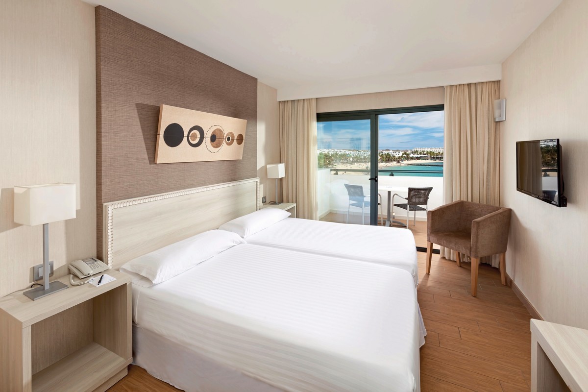 Hotel THB Lanzarote Beach, Spanien, Lanzarote, Costa Teguise, Bild 2