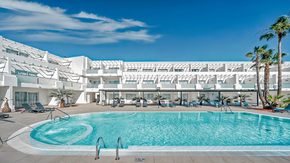 Hotel Sentido Aequora Lanzarote Suites, Spanien, Lanzarote, Puerto del Carmen, Bild 1
