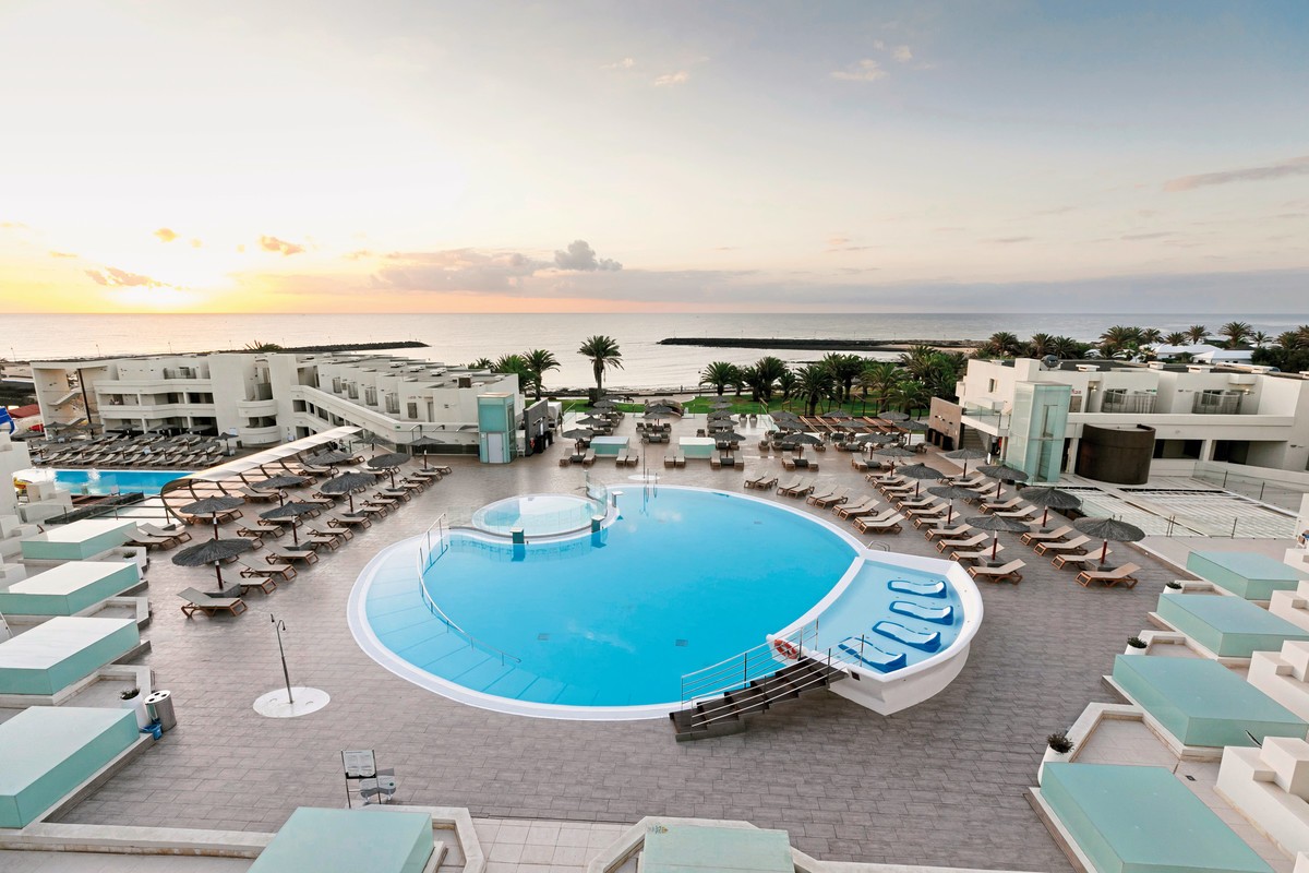 Hotel HD Beach Resort & Spa, Spanien, Lanzarote, Costa Teguise, Bild 2