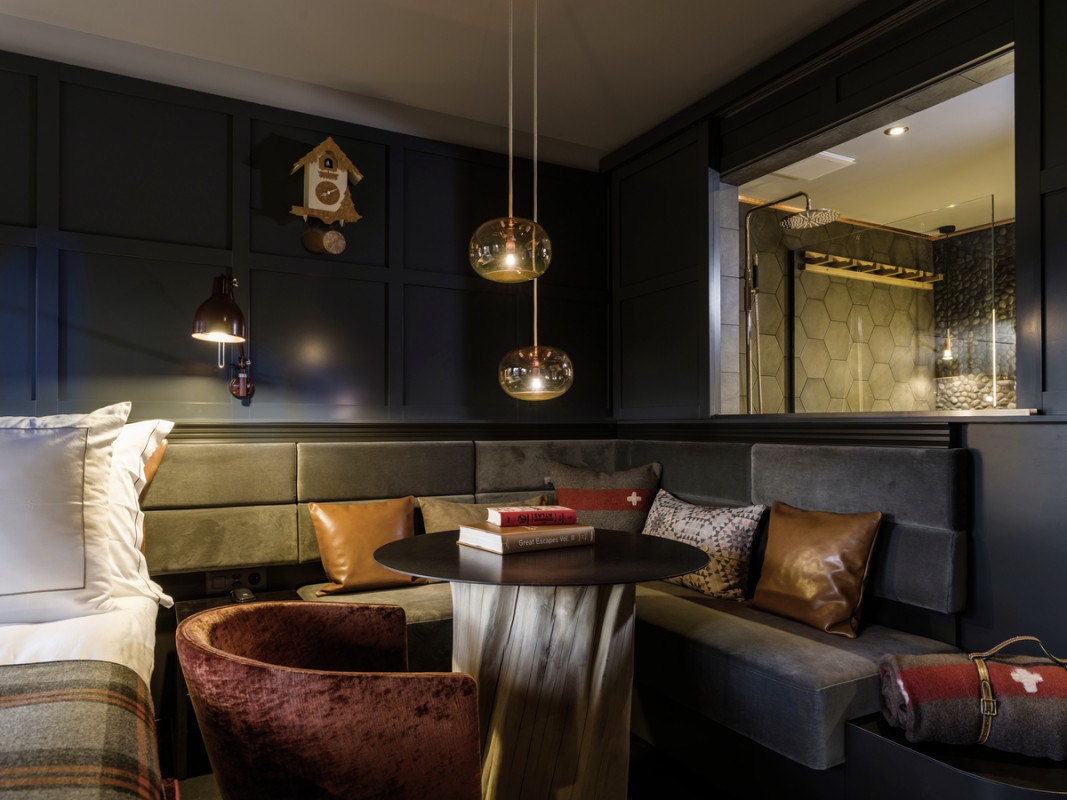 Hotel Huus Gstaad, Schweiz, Berner Oberland, Gstaad, Bild 10