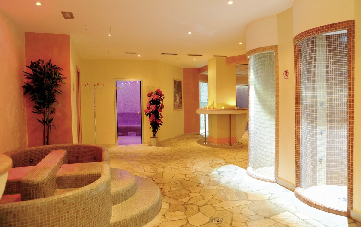 Hotel Alpine Mugon, Italien, Südtirol, Monte Bondone, Bild 12