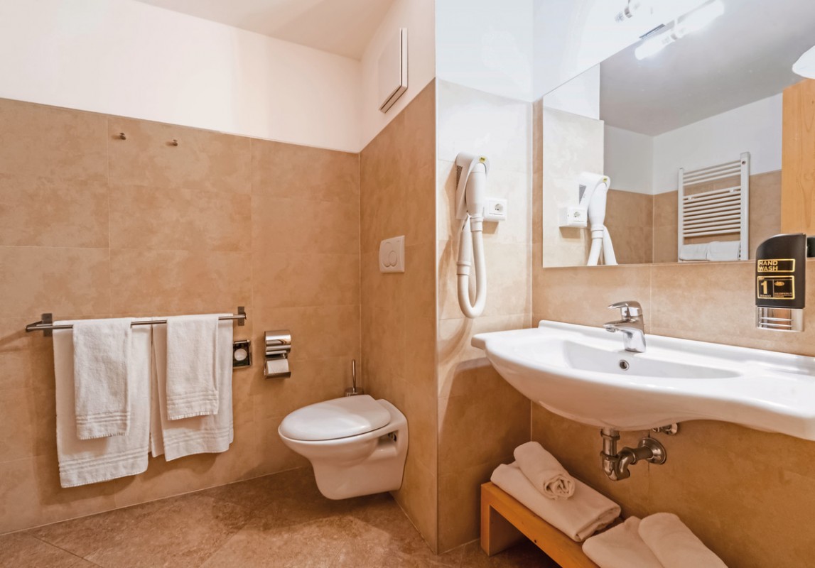 Hotel Alpine Mugon, Italien, Südtirol, Monte Bondone, Bild 11