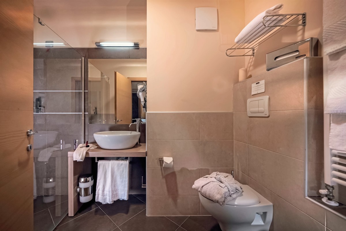 Hotel Brenta Dolomites, Italien, Südtirol, Trient, Bild 8