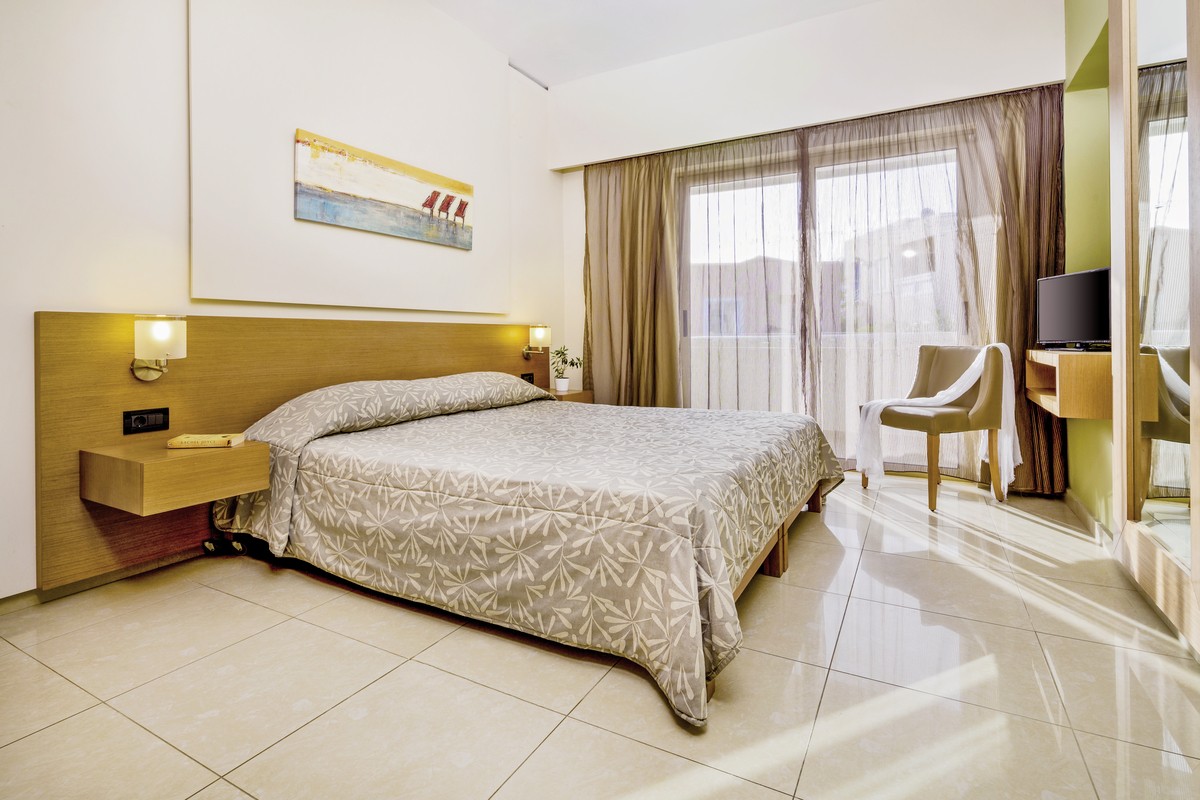 Hotel Amalthia Beach Resort, Griechenland, Kreta, Agia Marina, Bild 2