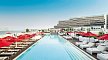 Hotel Th8 Palm Dubai Beach Resort Vignette Collection, Vereinigte Arabische Emirate, Dubai, Bild 2