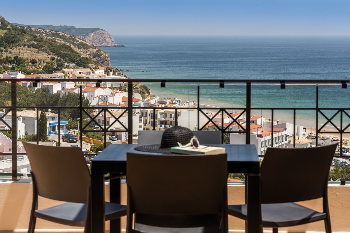 Hotel NAU Salema Beach Village, Portugal, Algarve, Salema, Bild 17