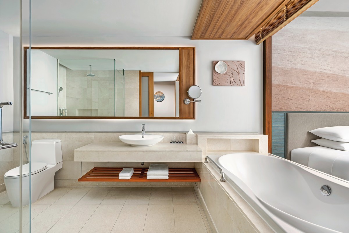 Hotel Renaissance Phuket Resort & Spa, Thailand, Phuket, Mai Khao Beach, Bild 8