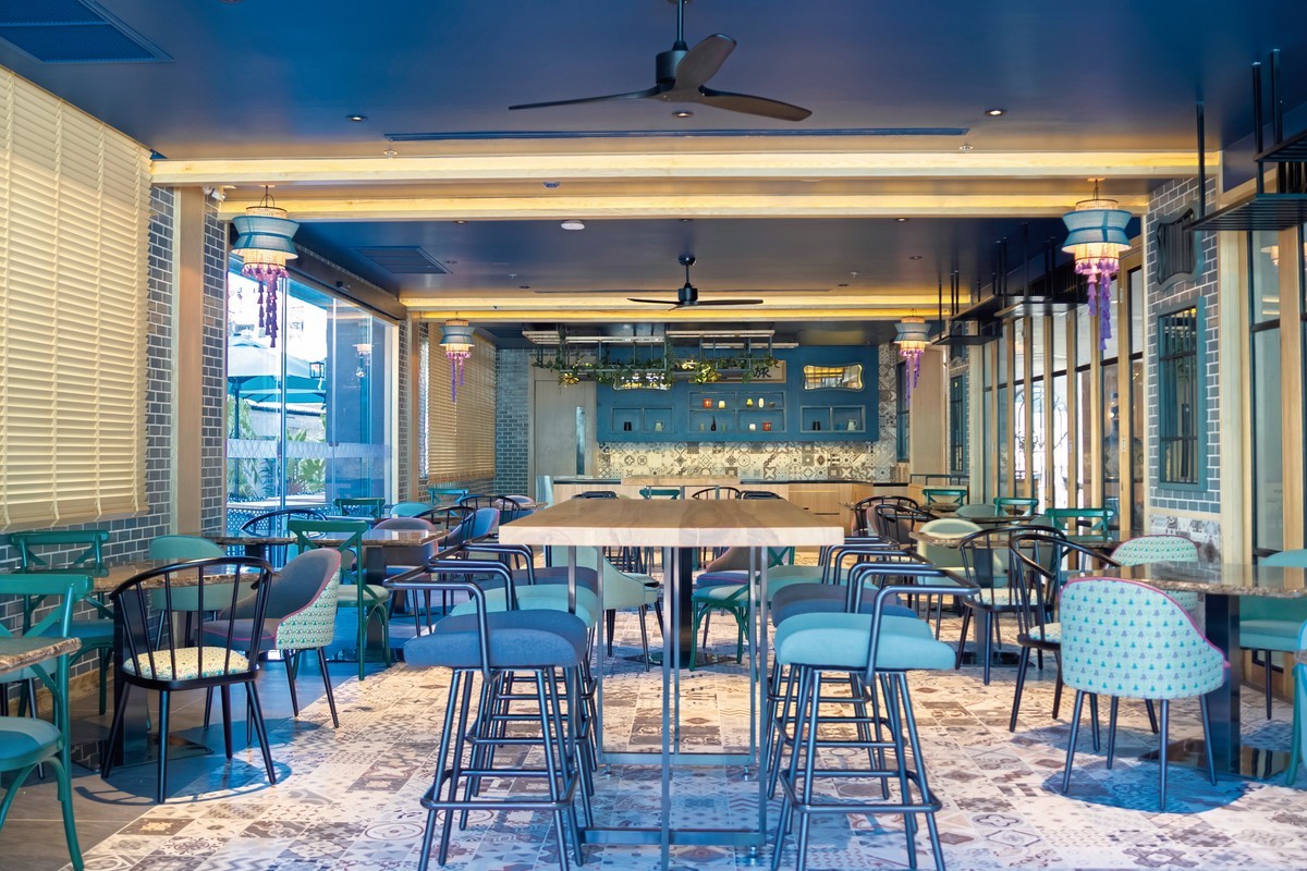 Hotel Glow Mira Karon Beach, Thailand, Phuket, Karon Beach