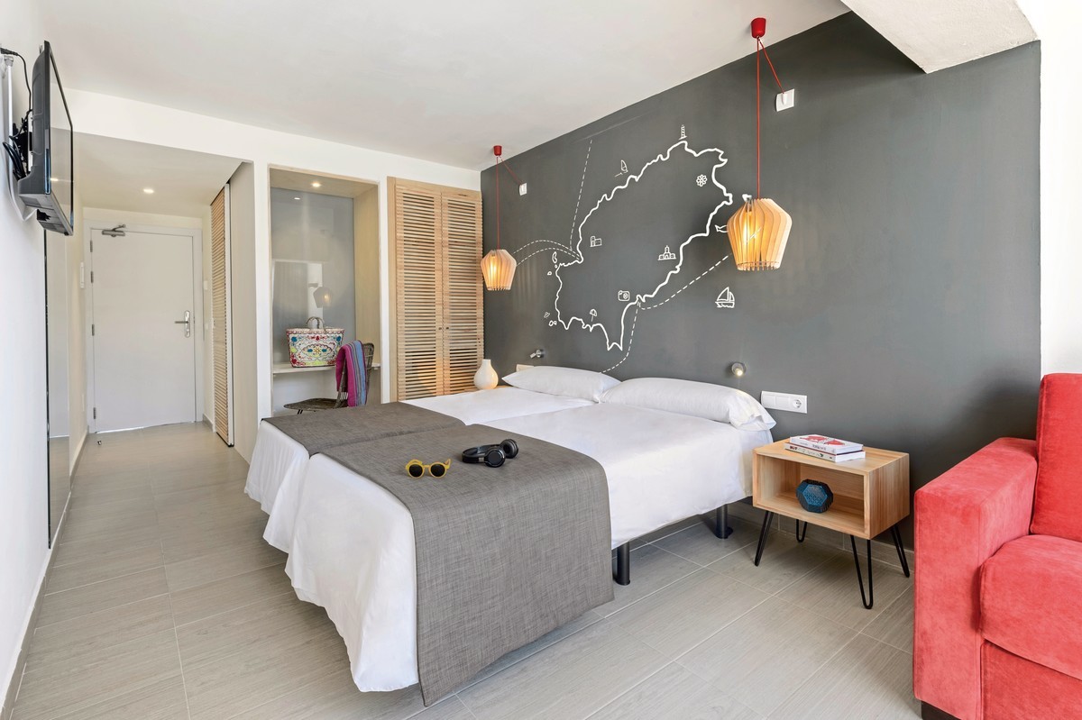 Hotel Vibra Cala Tarida, Spanien, Ibiza, Cala Tarida, Bild 10