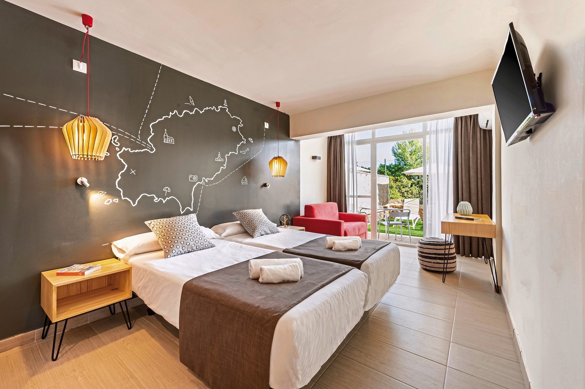 Hotel Vibra Cala Tarida, Spanien, Ibiza, Cala Tarida, Bild 11