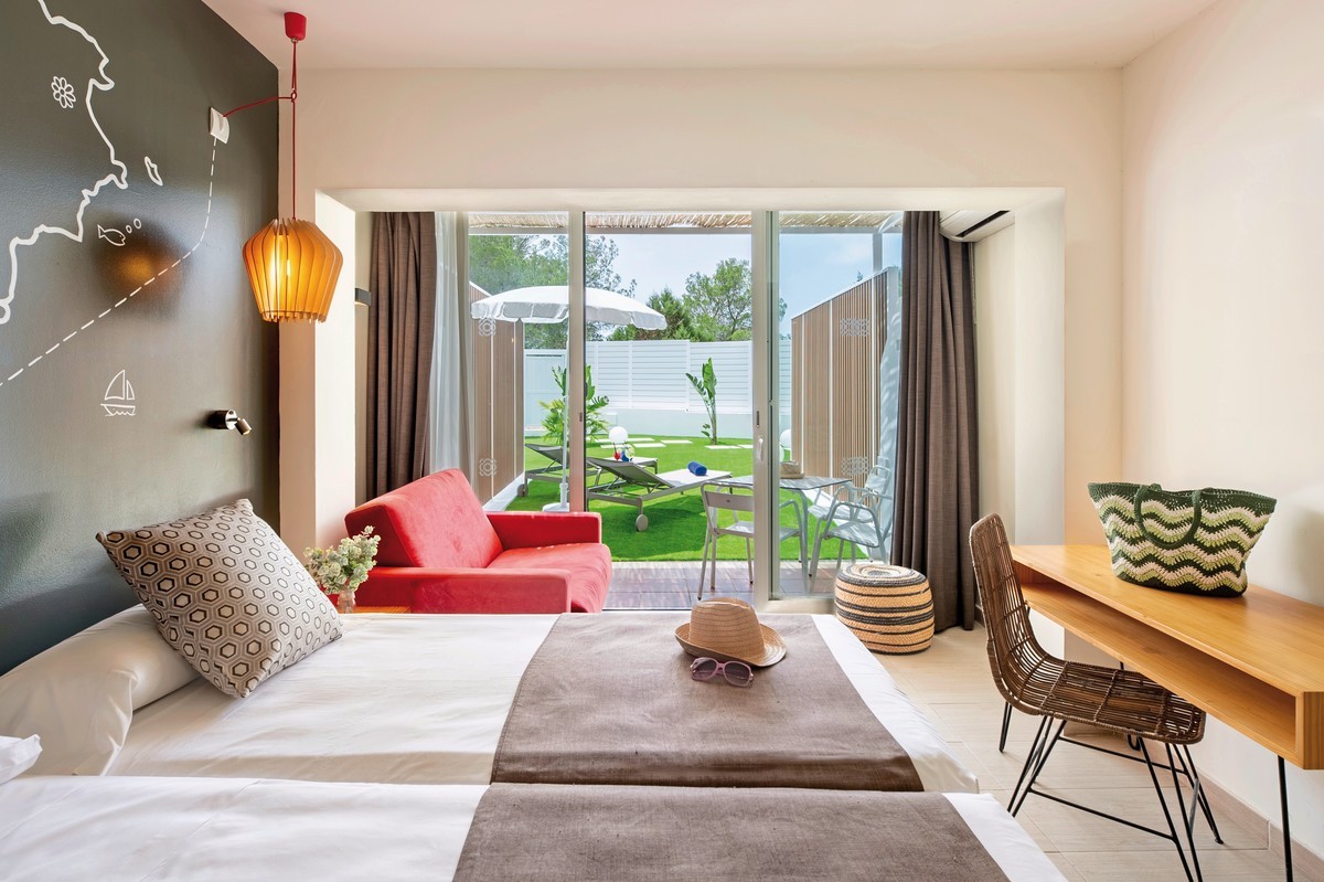 Hotel Vibra Cala Tarida, Spanien, Ibiza, Cala Tarida, Bild 13