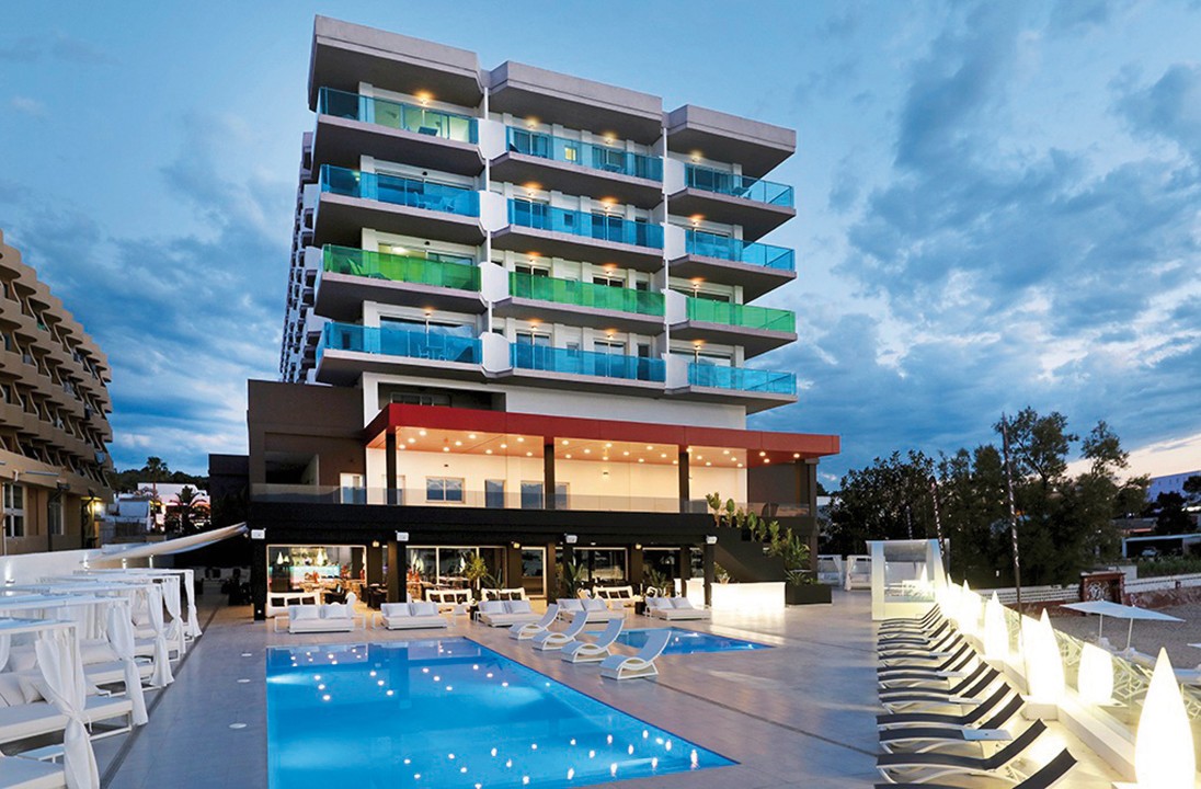 Hotel AxelBeach Ibiza, Spanien, Ibiza, Sant Josep de sa Talaia, Bild 2