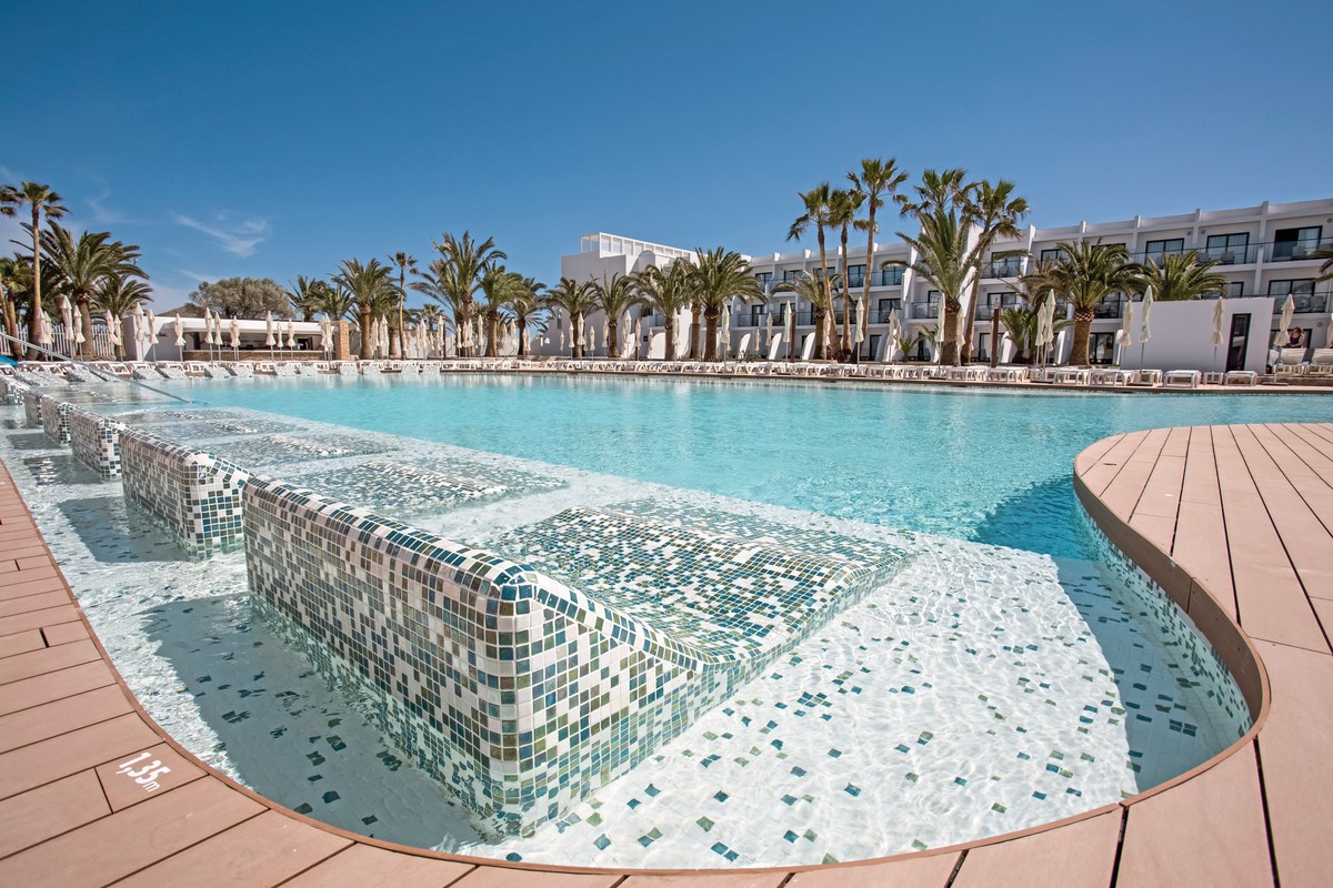 Hotel Grand Palladium White Island Resort & Spa, Spanien, Ibiza, Playa d'en Bossa, Bild 4