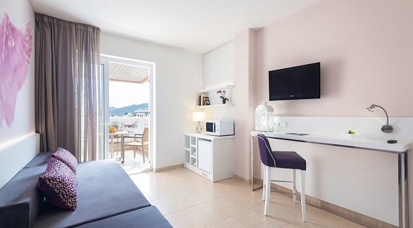 Hotel Tropic Garden, Spanien, Ibiza, Santa Eulalia del Rio, Bild 17