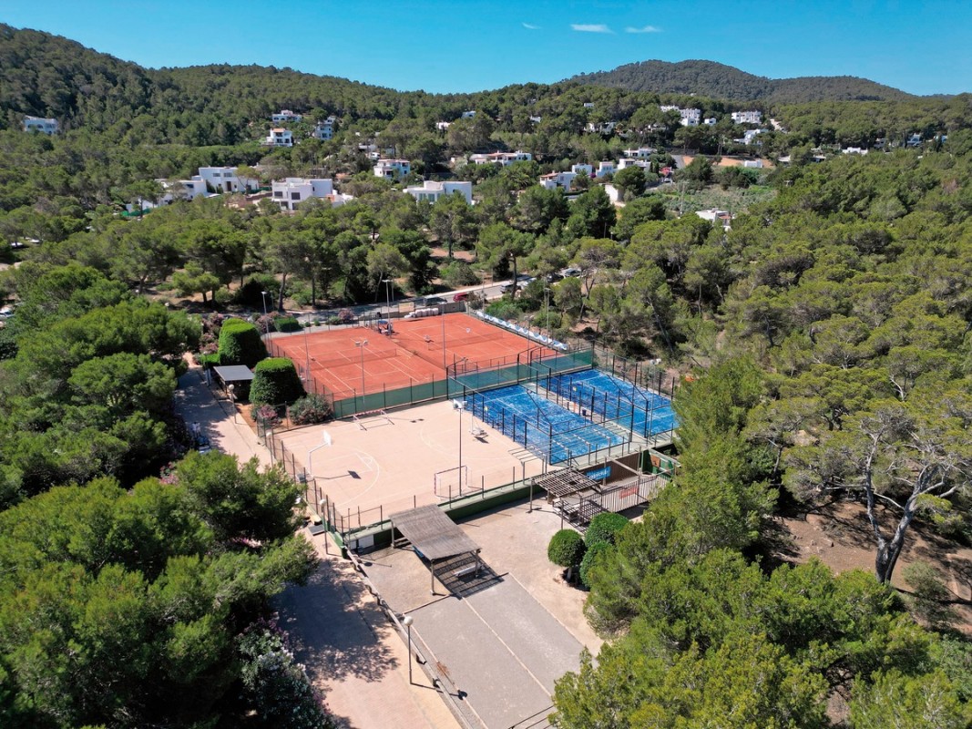 Hotel Invisa Cala Blanca, Spanien, Ibiza, Es Figueral, Bild 36