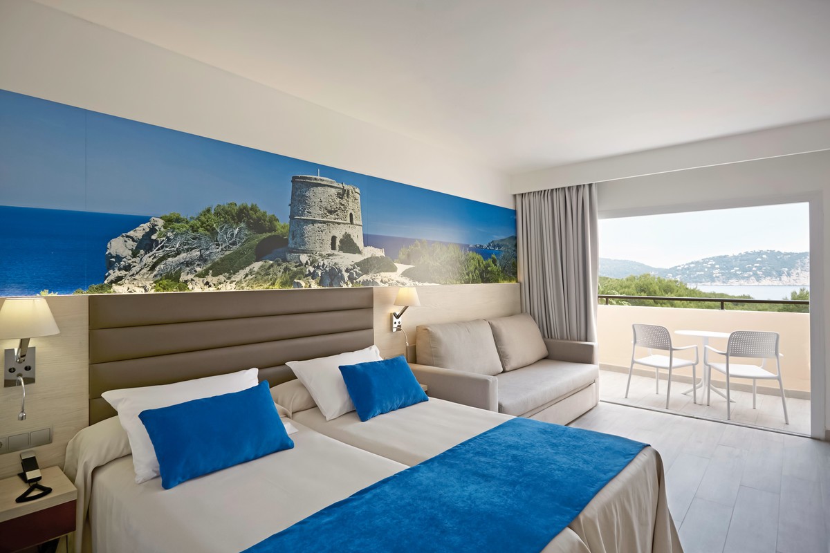 Hotel Invisa Cala Blanca, Spanien, Ibiza, Es Figueral, Bild 10