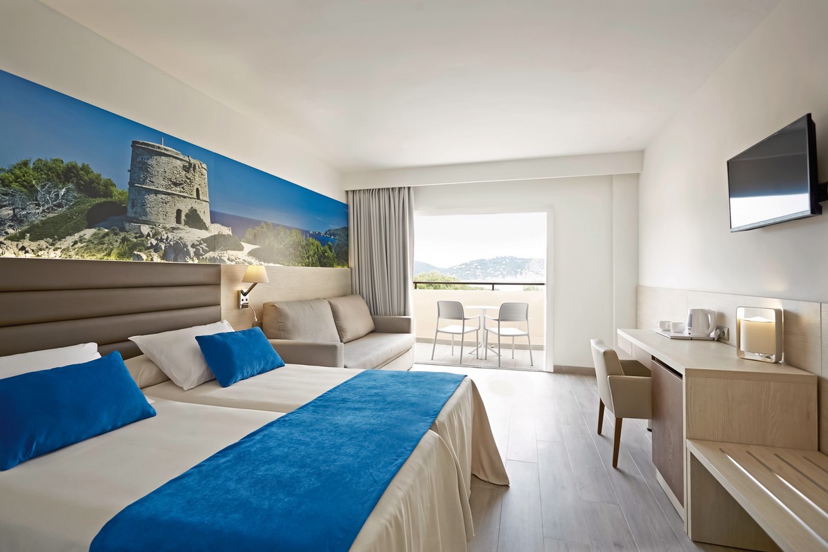 Hotel Invisa Cala Blanca, Spanien, Ibiza, Es Figueral, Bild 12