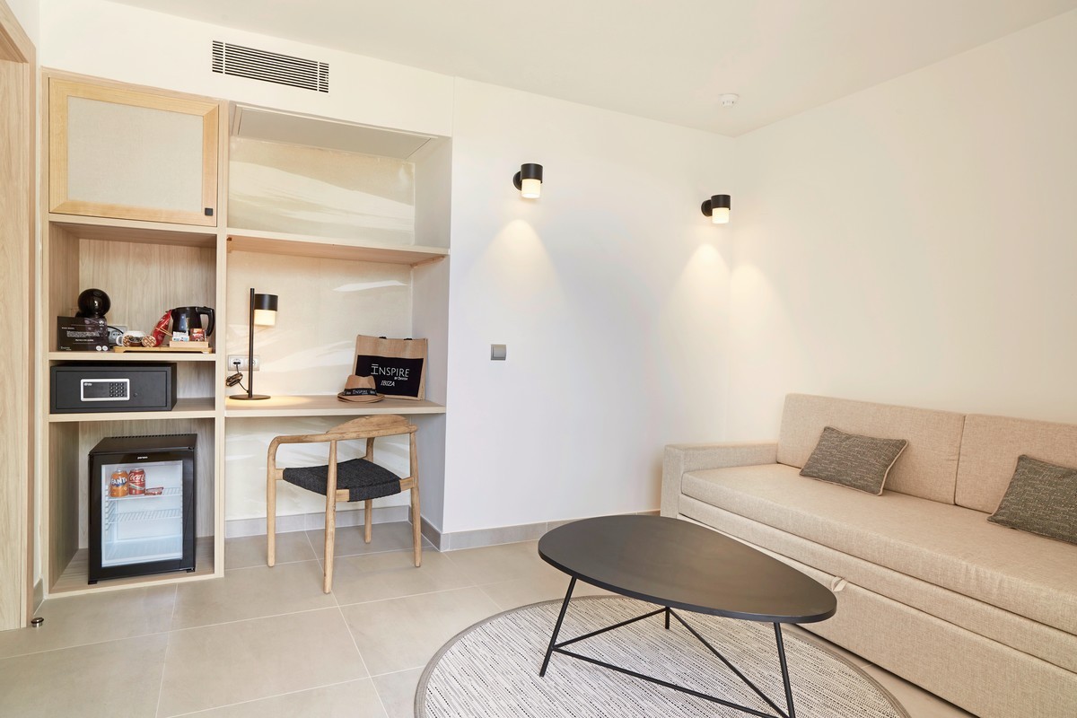 Hotel Invisa Cala Blanca, Spanien, Ibiza, Es Figueral, Bild 21