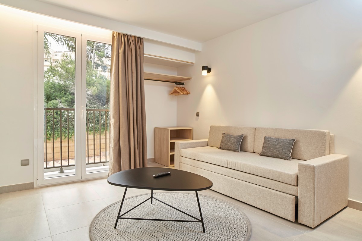 Hotel Invisa Cala Blanca, Spanien, Ibiza, Es Figueral, Bild 24