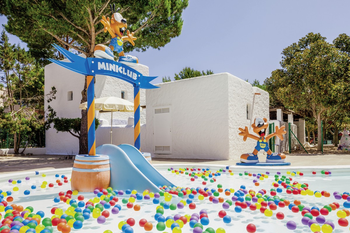 Hotel Invisa Cala Blanca, Spanien, Ibiza, Es Figueral, Bild 31
