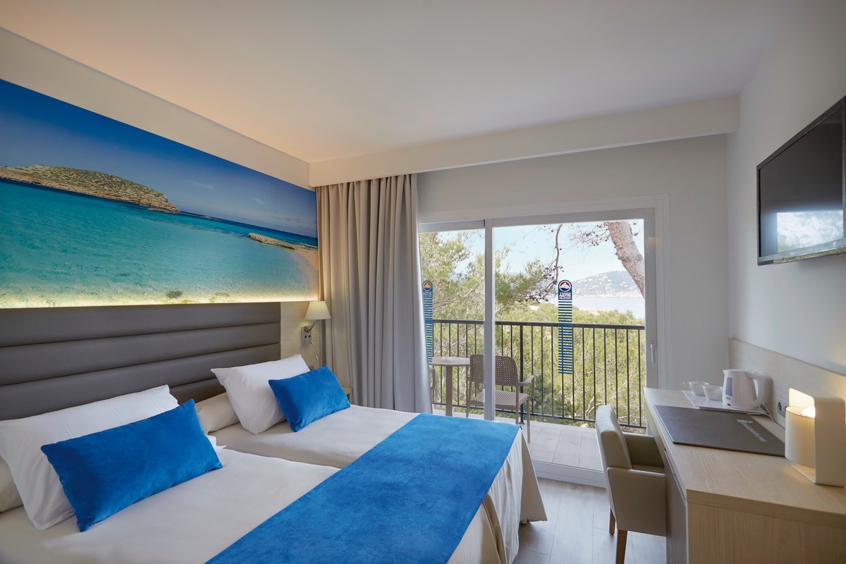 Hotel Invisa Cala Blanca, Spanien, Ibiza, Es Figueral, Bild 8
