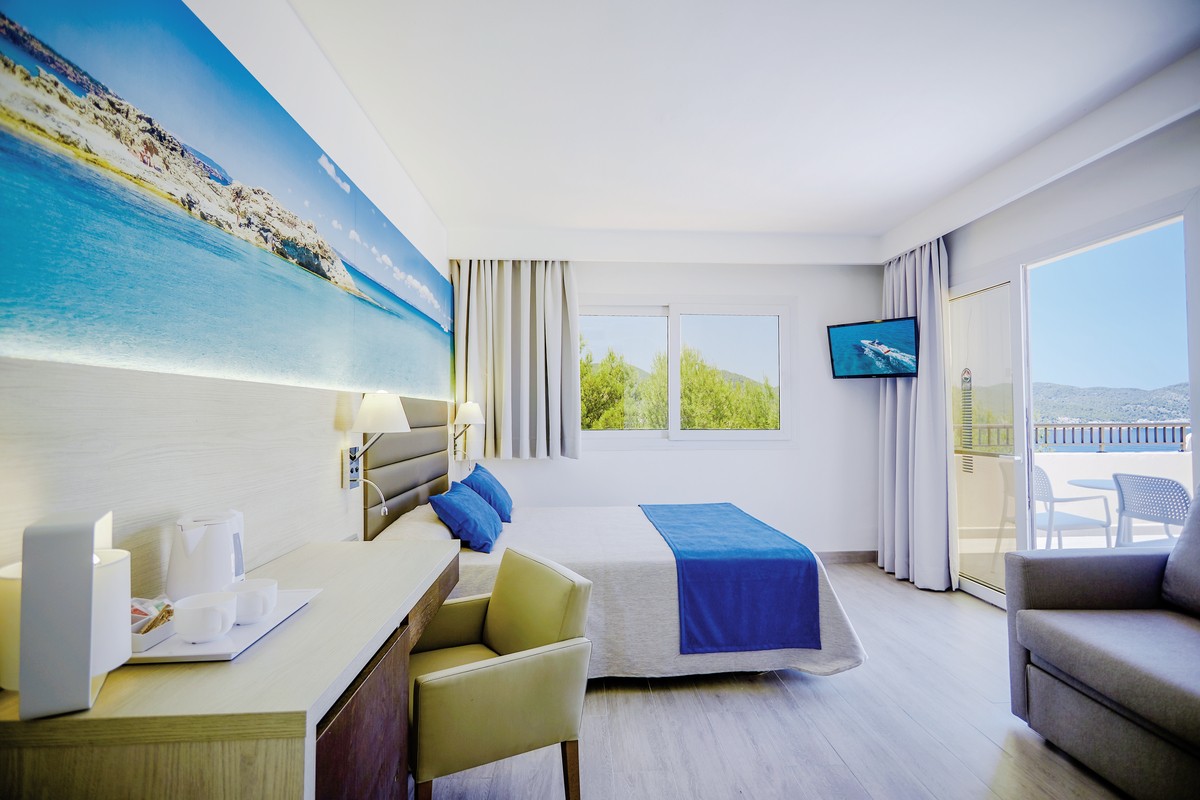 Hotel Invisa Cala Blanca, Spanien, Ibiza, Es Figueral, Bild 9