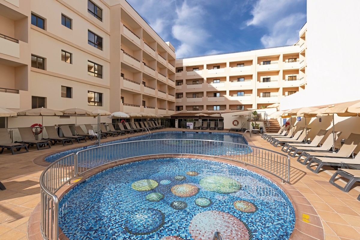 Hotel Invisa La Cala, Spanien, Ibiza, Santa Eulalia del Rio, Bild 3