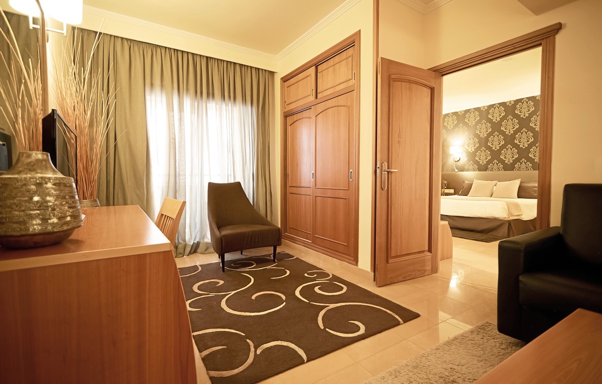 Hotel Invisa La Cala, Spanien, Ibiza, Santa Eulalia del Rio, Bild 9