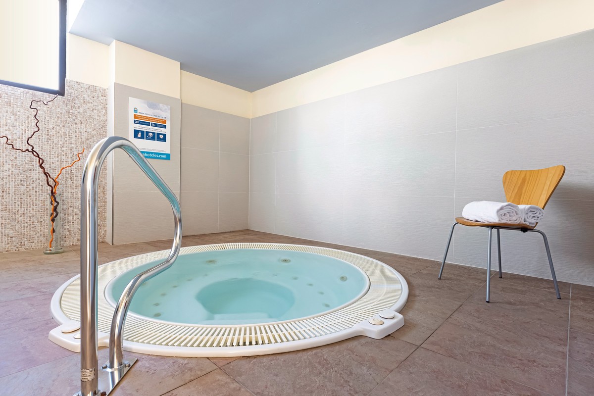 Hotel Invisa La Cala, Spanien, Ibiza, Santa Eulalia del Rio, Bild 17