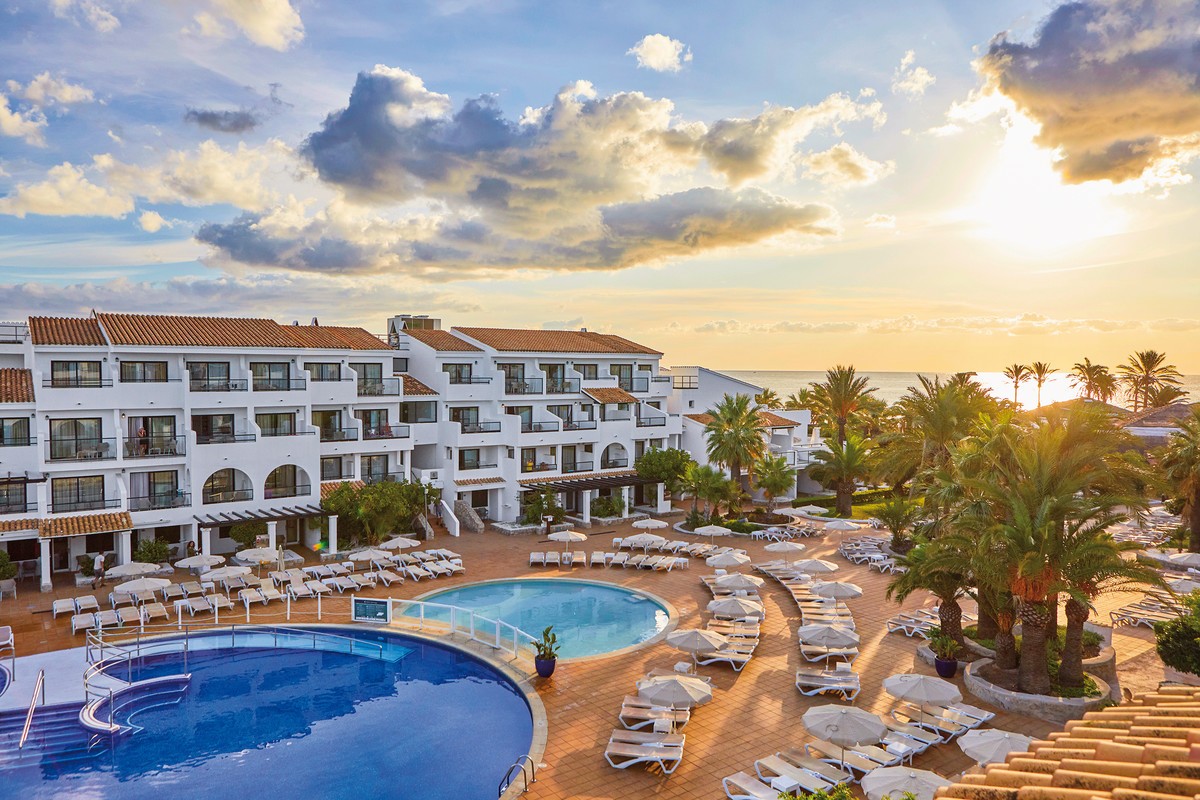 Hotel FERGUS Style Bahamas, Spanien, Ibiza, Playa d'en Bossa, Bild 1