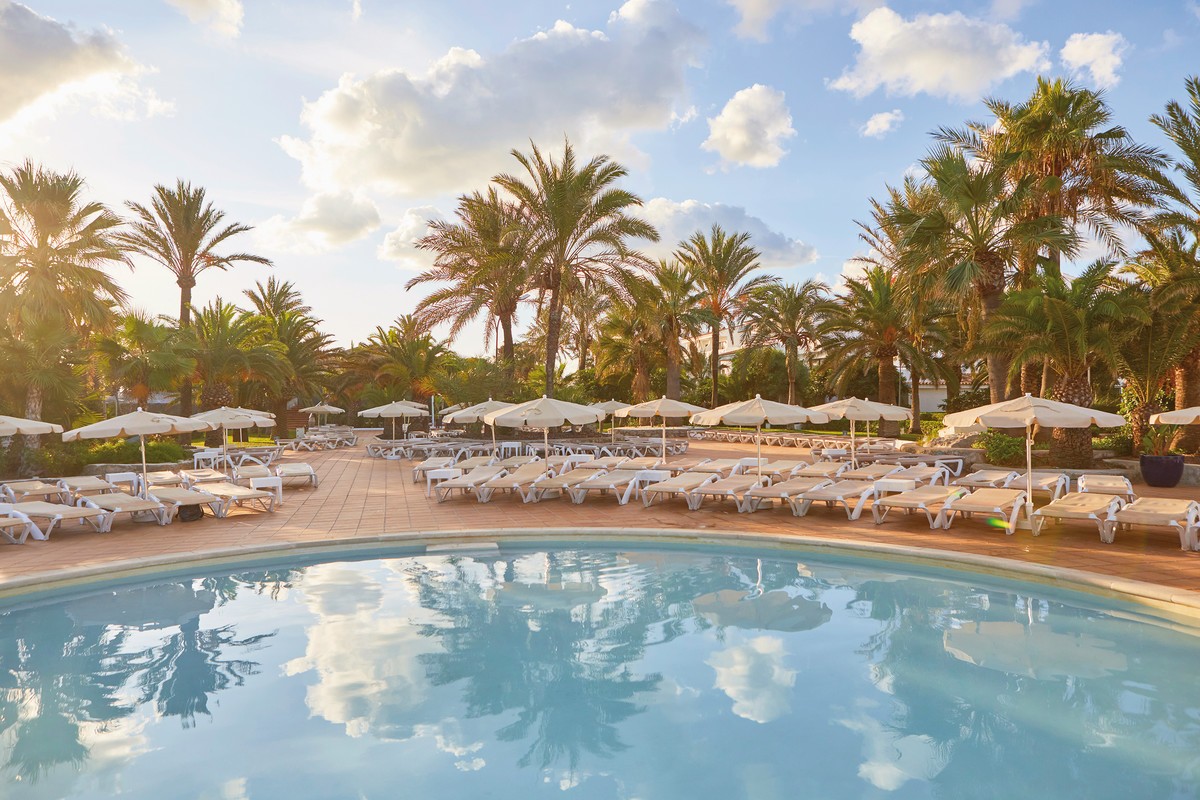 Hotel FERGUS Style Bahamas, Spanien, Ibiza, Playa d'en Bossa, Bild 2