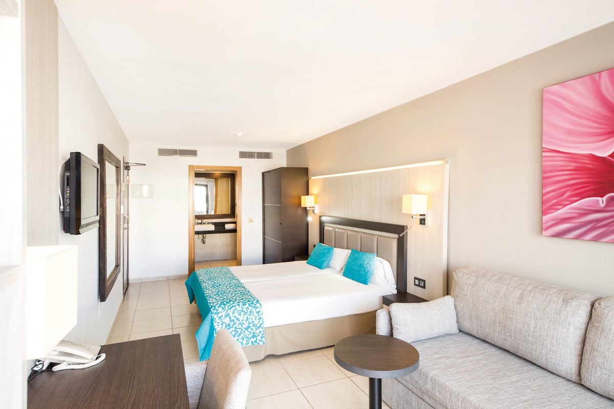 Hotel FERGUS Style Bahamas, Spanien, Ibiza, Playa d'en Bossa, Bild 8