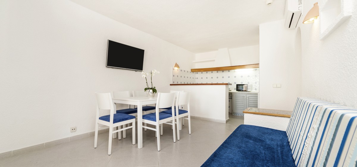 Hotel Globales Montemar Apartments, Spanien, Ibiza, Cala Llonga, Bild 4